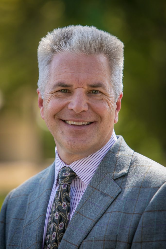 Headshot of Rod Gilbert